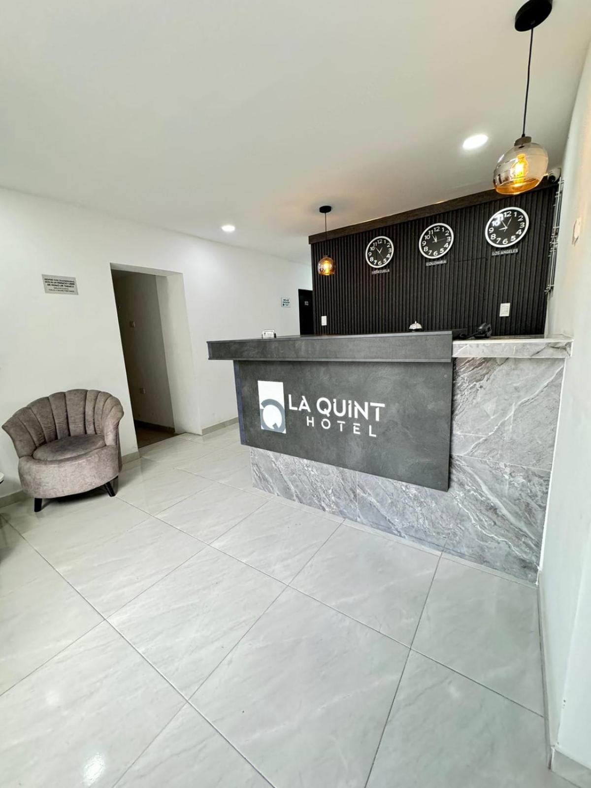 קוקוטה Hotel Le Quint מראה חיצוני תמונה